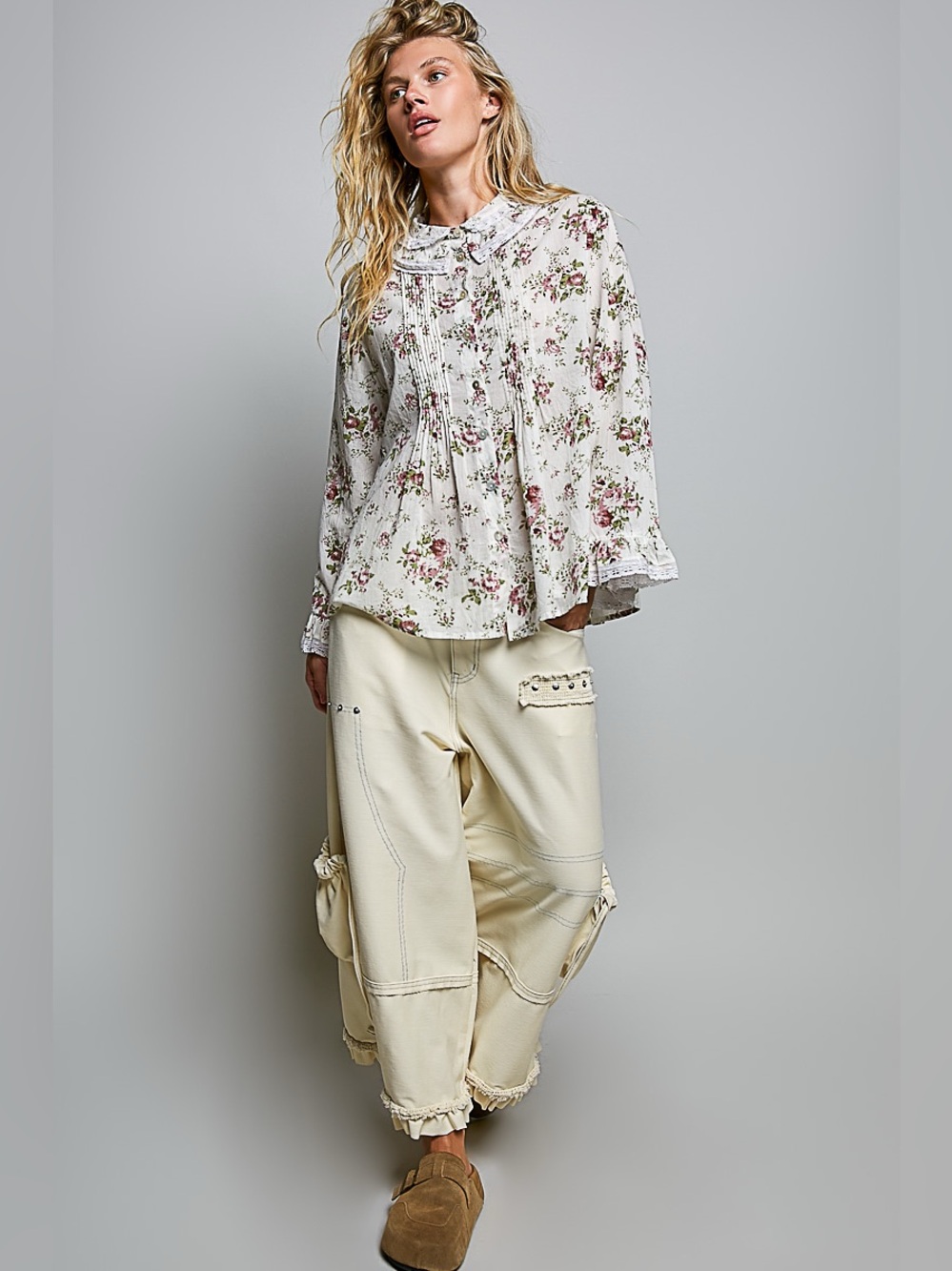 POL Floral Lace Trim Pintuck Button-Down Shirt🛍️